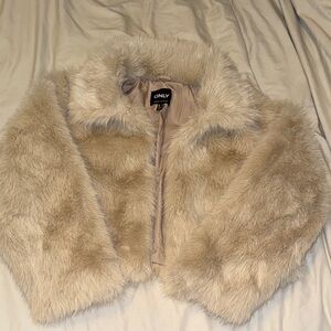 ONLY Cream Faux Fur Jacket